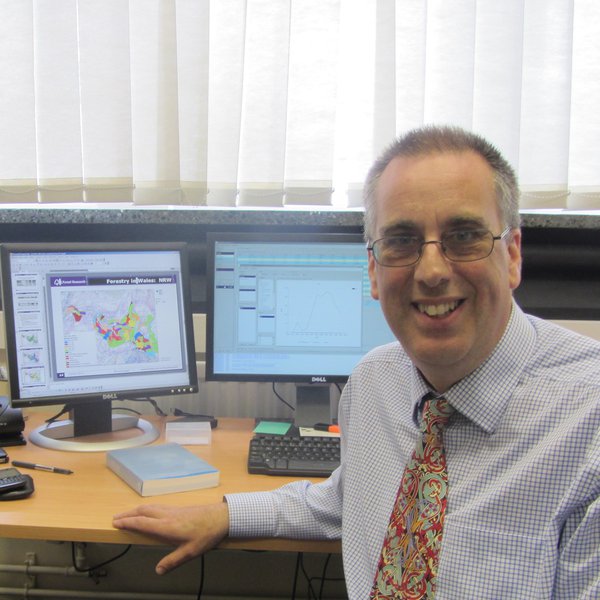 Forestry Staff Tom J in office web.f382179d.fill 600x600 1