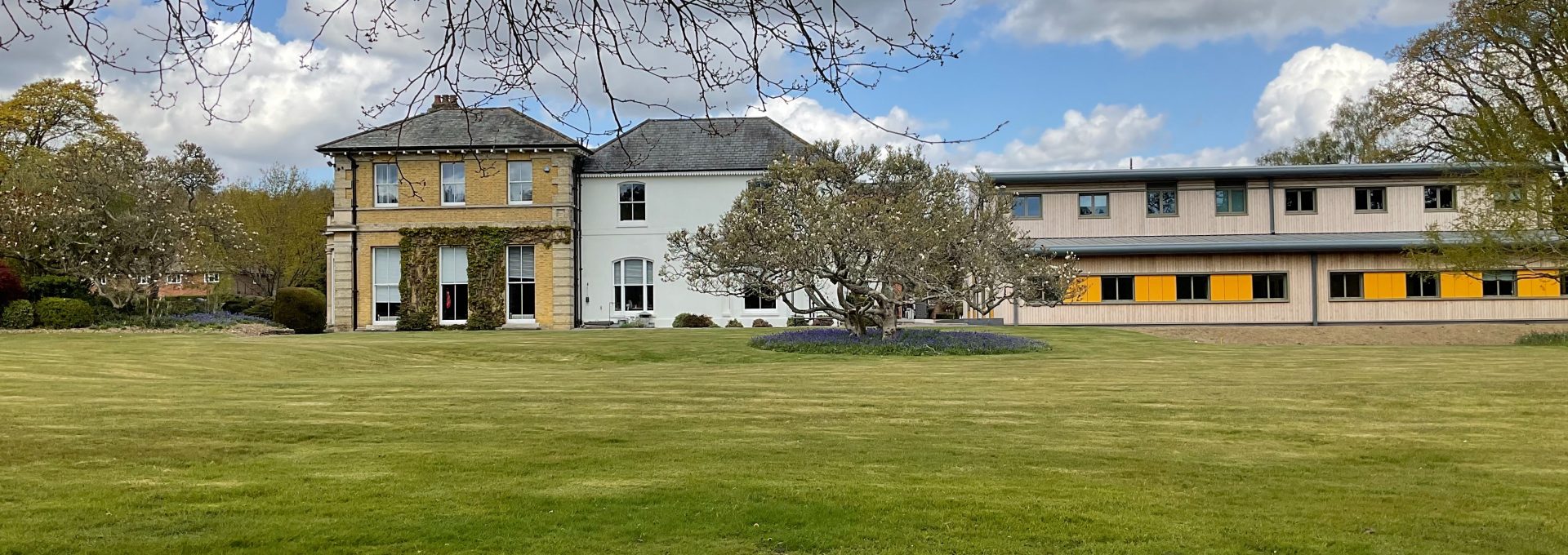 Image of Alice Holt and the Holt Laboratory